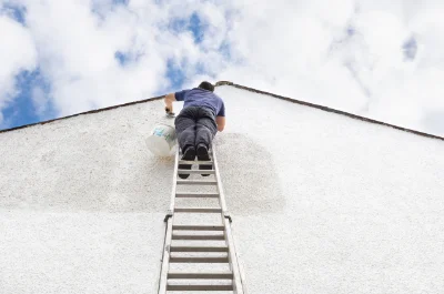 Peinture extérieure à Blombay — façades et ravalement